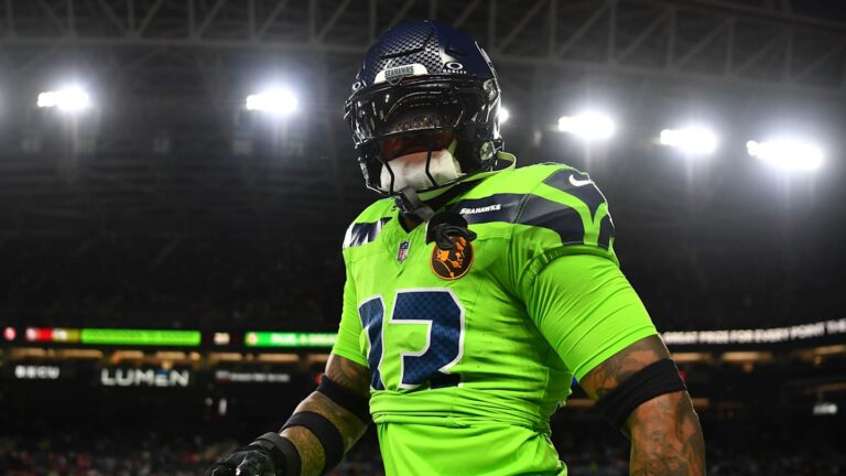 Jobless former Seahawks superstar may be forced into early retirement