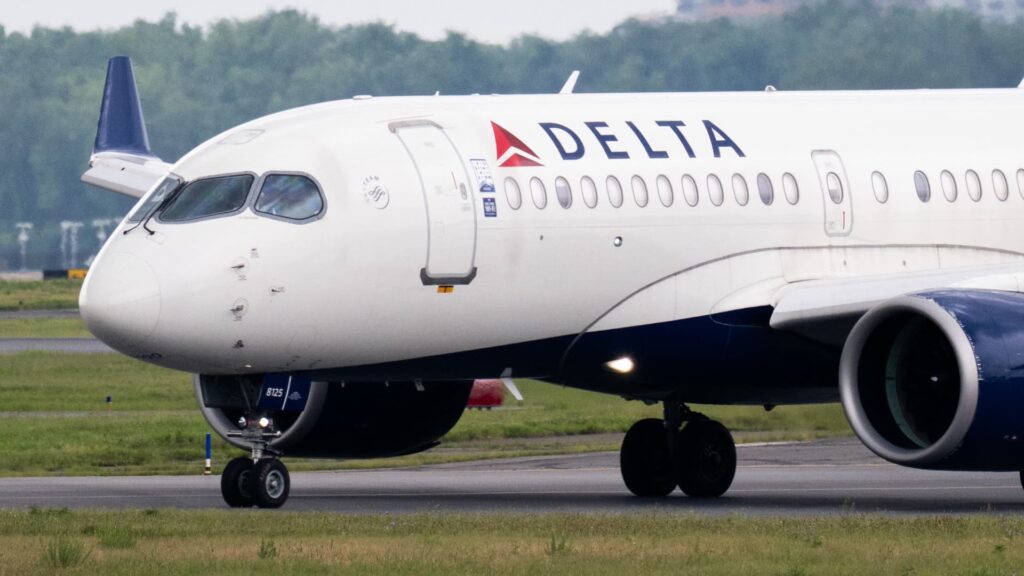 Delta plans to use AI in ticket pricing draws fire from U.S. lawmakers Delta plans to use AI in ticket pricing draws fire from U.S. lawmakers