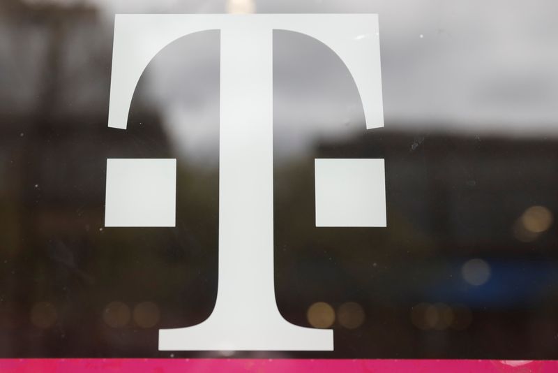 House Democrats raise concerns about T-Mobile role in ‘Trump Mobile’ service House Democrats raise concerns about T-Mobile role in ‘Trump Mobile’ service