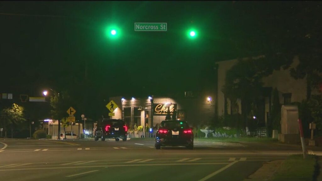 Roswell enhances emergency response with cutting-edge traffic signal technology Roswell enhances emergency response with cutting-edge traffic signal technology