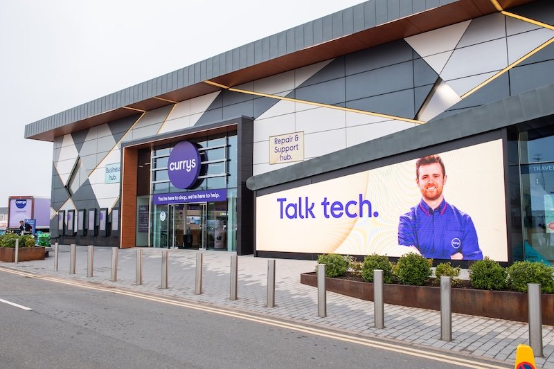 Retail and e-commerce the technology shifts we can’t ignore including AI robotics unified commerce — Retail Technology Innovation Hub Retail and e-commerce the technology shifts we can’t ignore including AI robotics unified commerce — Retail Technology Innovation Hub